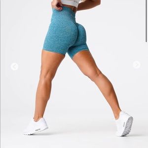 NVGTN Teal Scrunch Seamless shorts s medium